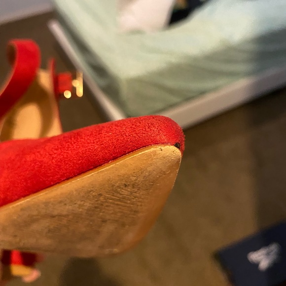 Red suede high heels - Picture 9 of 11